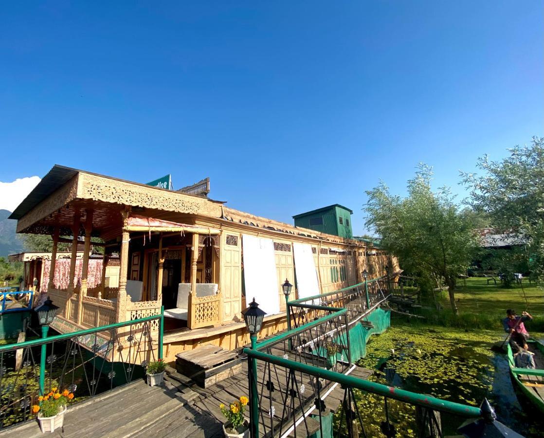 Green Paradise Houseboat - Centrally Heated Srīnagar Eksteriør billede